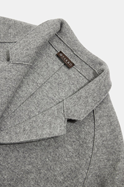 GREY JACKET 3