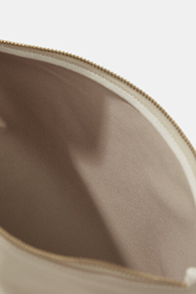 BROWN KNITTING DESIGN LEATHER BAG 8