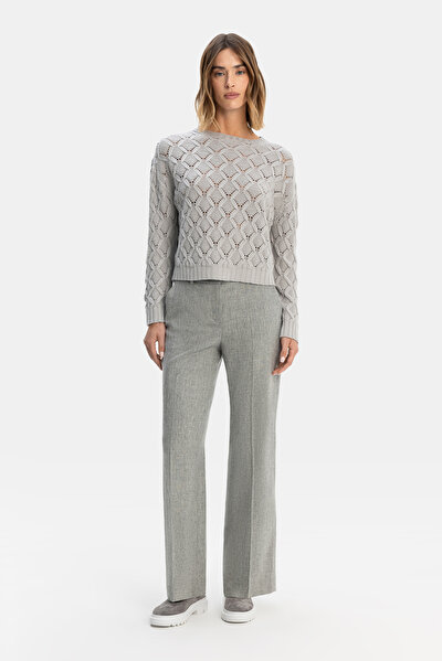 LIGHT GREY BASIC / ROUND NECKLINE 3
