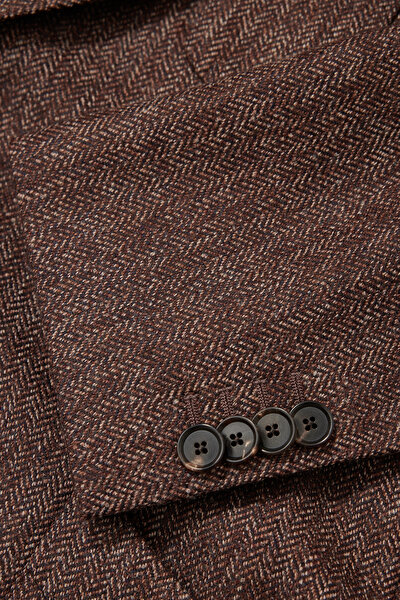MAROON JACKET 5
