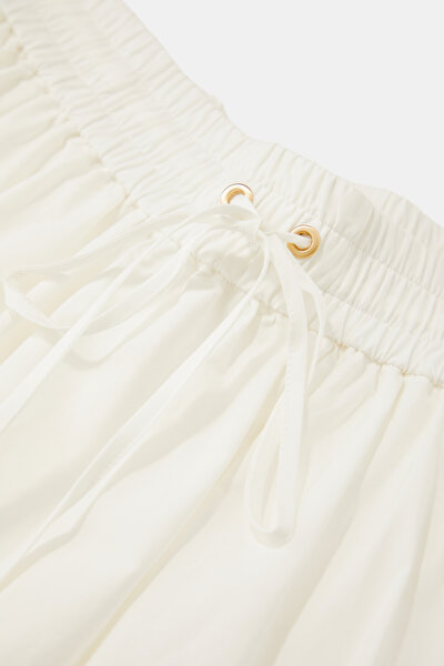 WHITE SKIRT 3