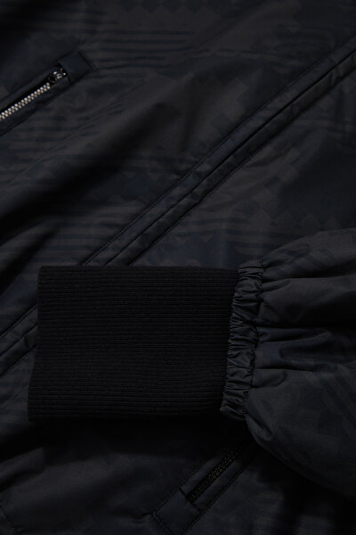 BLACK VEST 4