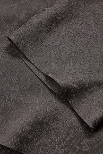 GREY UPRIGHT COLLAR 3/4 SLEEVES BLOUSE 4