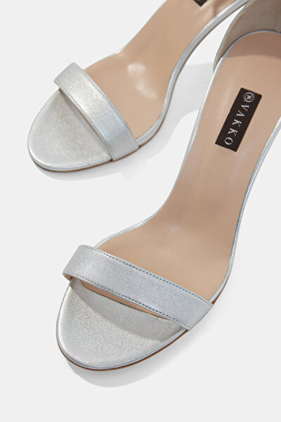 SILVER LEATHER SHOE 4