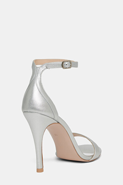 SILVER LEATHER SHOE 3