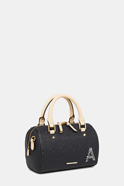 WHITE MONOGRAM BAG 3