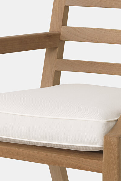 CHAIR 5