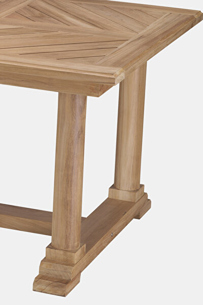 DINING TABLE 4