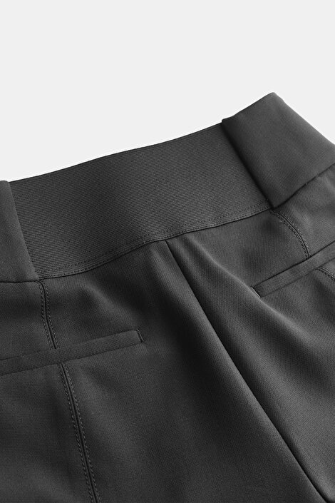 SİYAH DAR PAÇA PANTOLON_6
