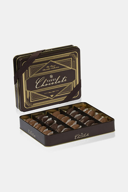 CHOCOLATE DATES