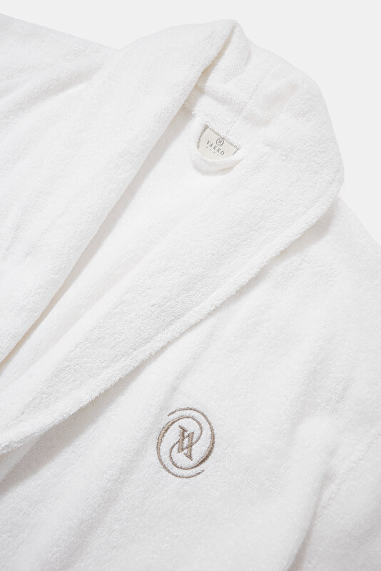 UNISEX MONOGRAM BEYAZ BORNOZ 3