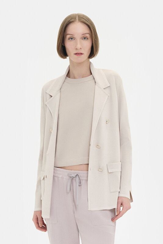 WHITE JACKET