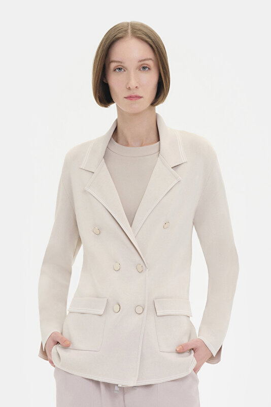 WHITE JACKET 3