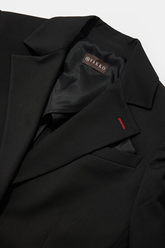 BLACK JACKET 3