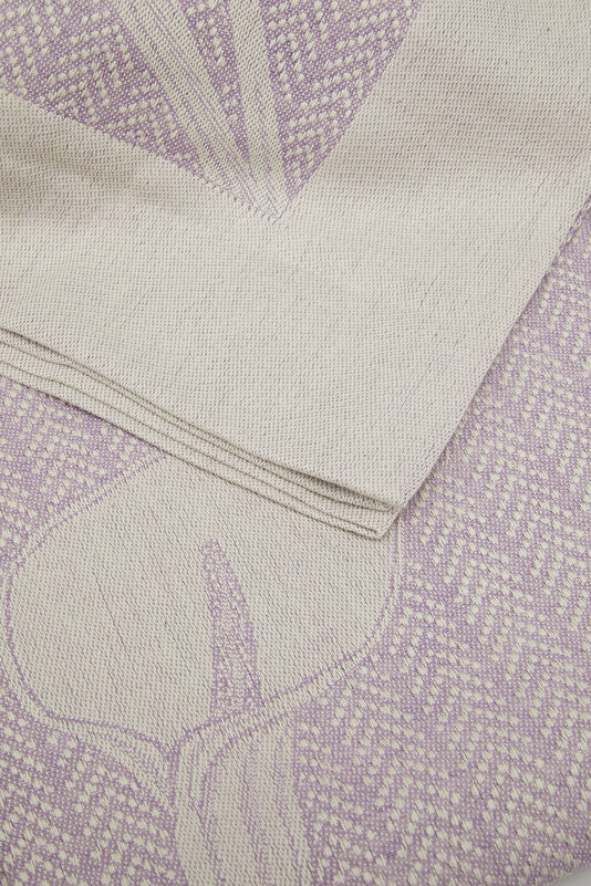 TABLECLOTH 3
