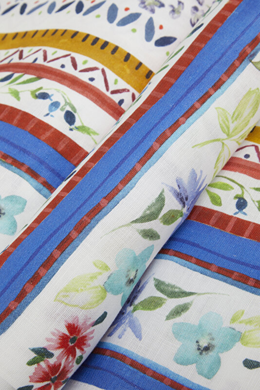 TABLECLOTH 3