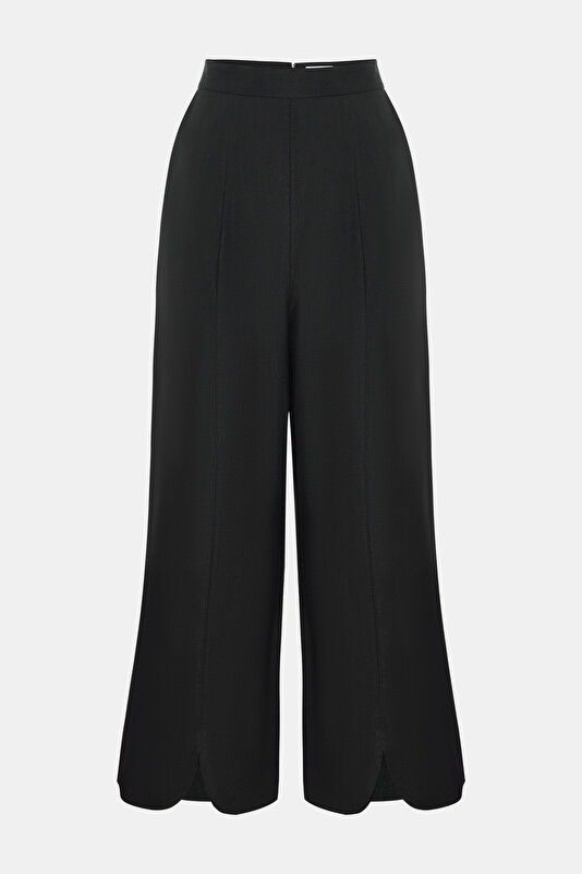 BLACK TROUSERS