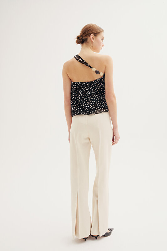 CLOSE FIT CREAM STRAIGHT CUT TROUSERS 2