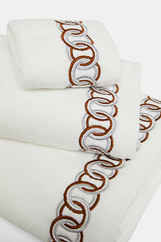 TOWEL 2