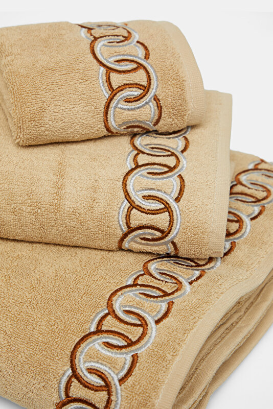TOWEL 2
