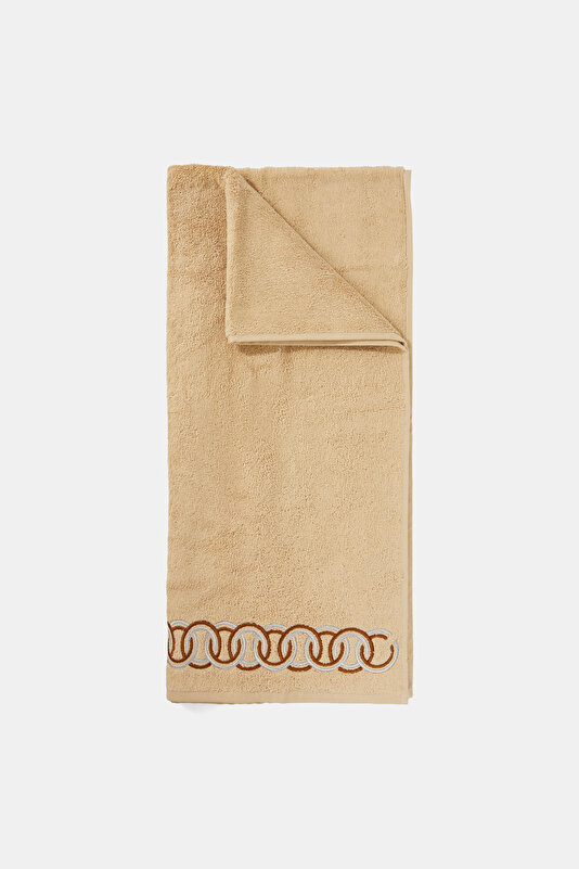 TOWEL 4