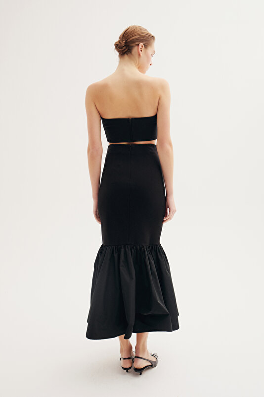 BLACK SKIRT 2