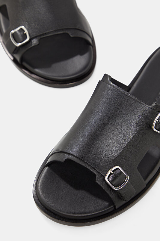 BLACK LEATHER SLIPPER 4