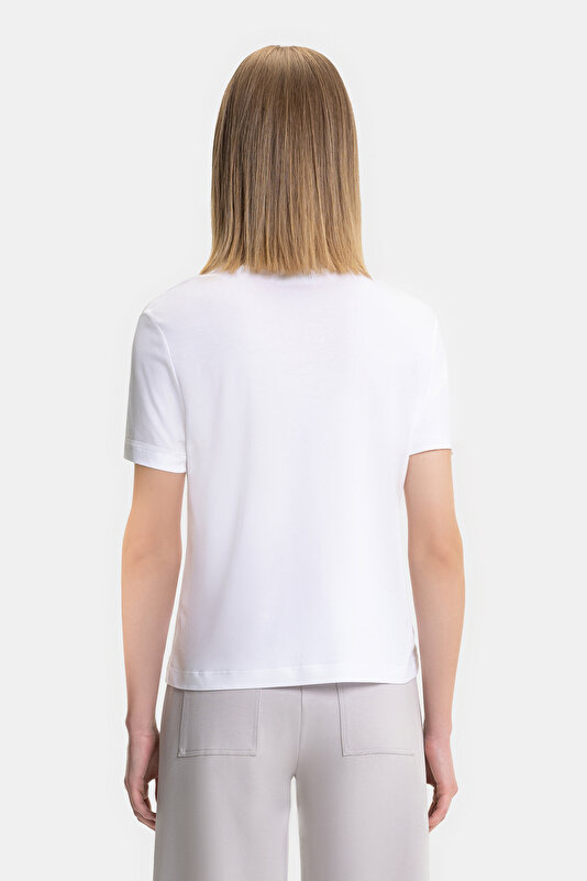 WHITE BASIC / ROUND NECKLINE SHORT SLEEVE TSHIRT 2