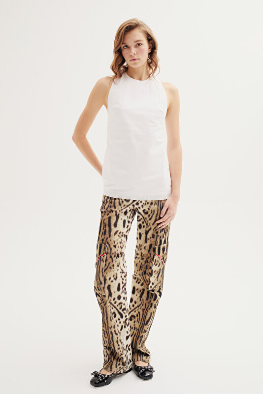 WHITE SLEEVELESS SUSPENDER BLOUSE