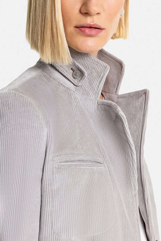 GREY UPRIGHT COLLAR JACKET 3