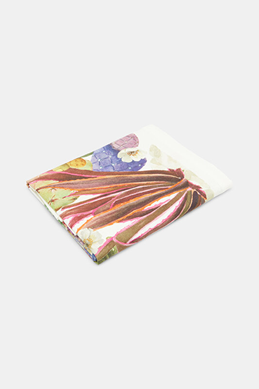 TABLECLOTH 3