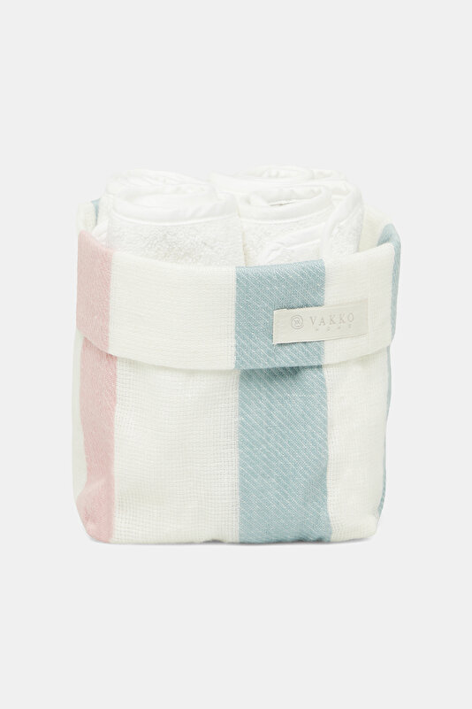 POUCH