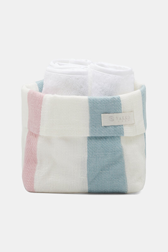 POUCH