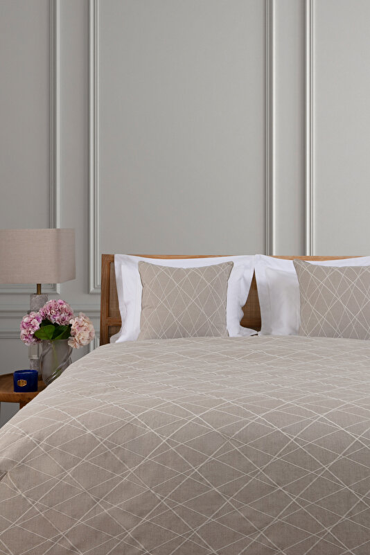 BEDSPREAD 2