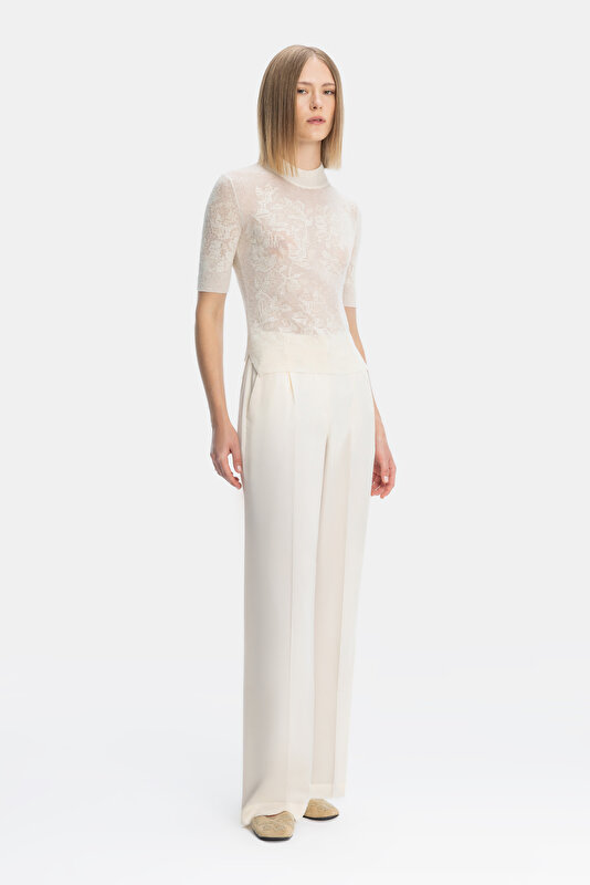 ECRU BASIC / ROUND NECKLINE TRICOT 4
