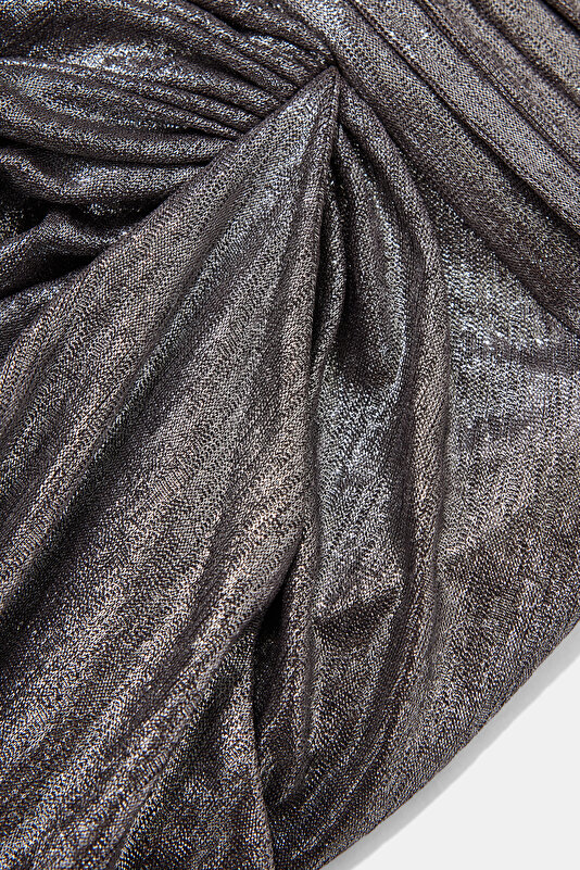 DRESS 4