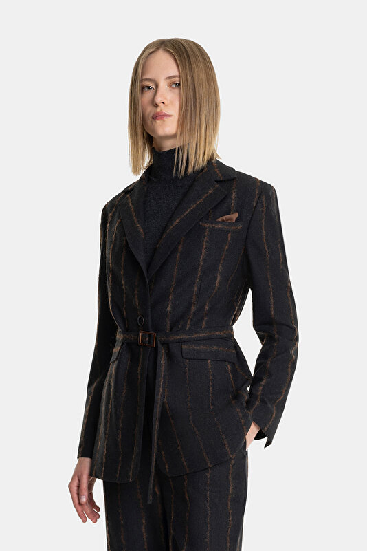 BROWN JACKET