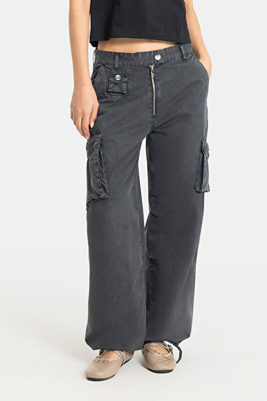 ANTHRACITE TROUSERS 4