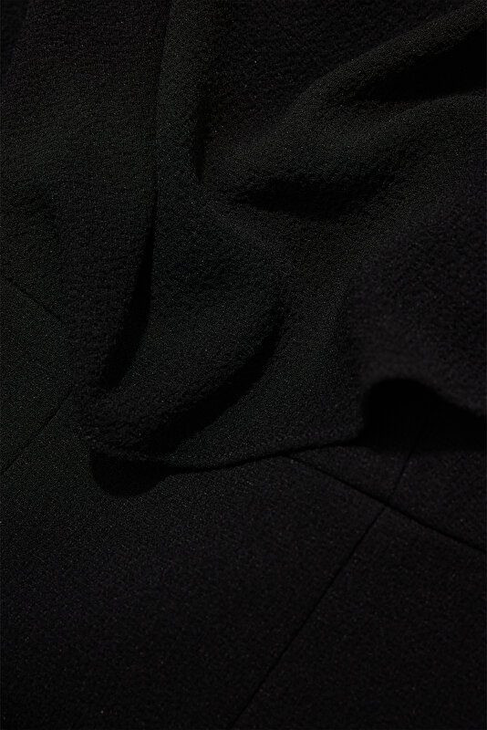 DRESS 4