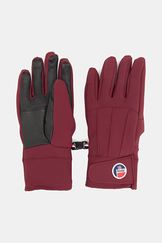 BLACK GLOVE