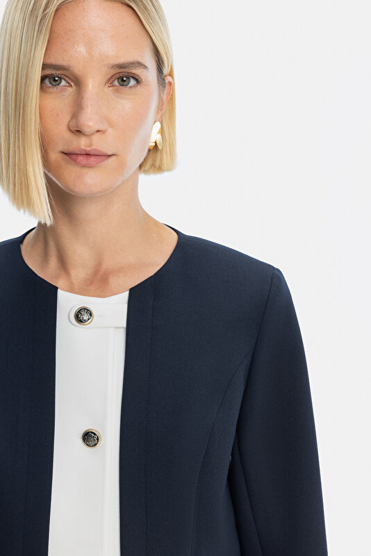 ECRU BASIC / ROUND NECKLINE JACKET 3