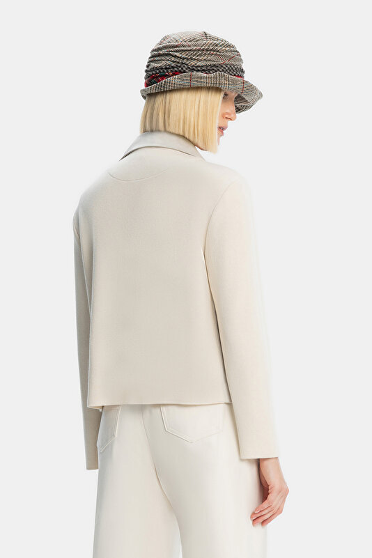 BEIGE JACKET 2