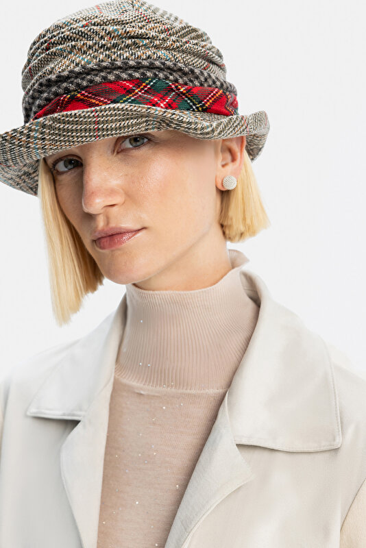 BEIGE JACKET 3