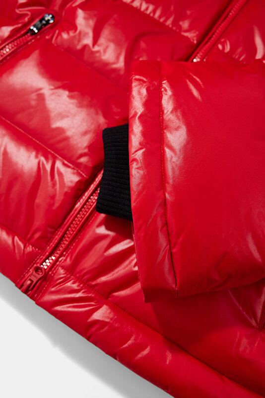 RED COAT 4