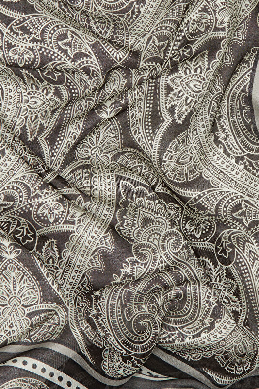 BROWN GEOMETRIC DESIGN WOOL/SILK SHAWL 3