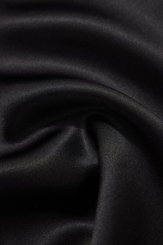 BLACK BLOUSE 4