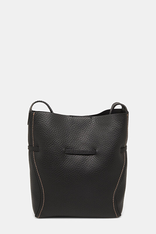 BLACK LEATHER BAG 4