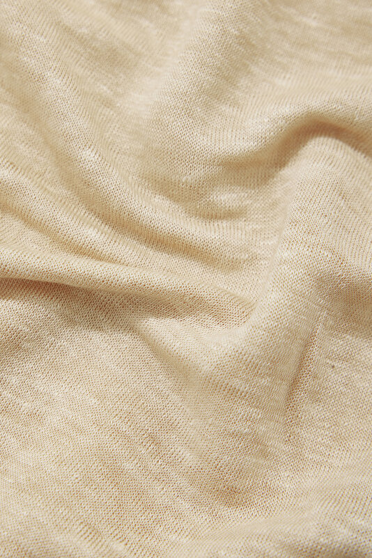 BEIGE T-SHIRT 4