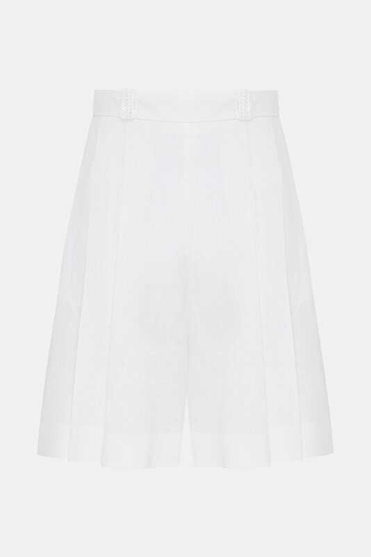 WHITE BERMUDA 4