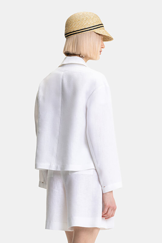 WHITE JACKET 2